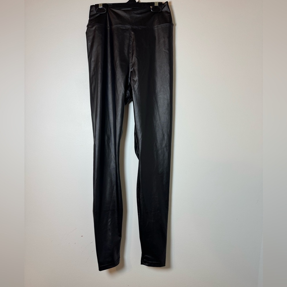 Offline by Aerie Faux Leather Leggings Black High Rise M